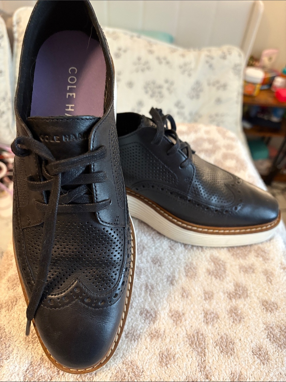 Cole Haan Women's Original Platform Wingtip Oxford black leather - Size 8